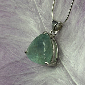 Beautiful 925 Silver Aquamarine faceted crystal pendant 5.7g SN55985