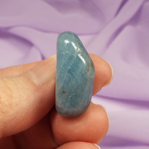 Rare Blue Beryl tumble stone 9.3g SN50052