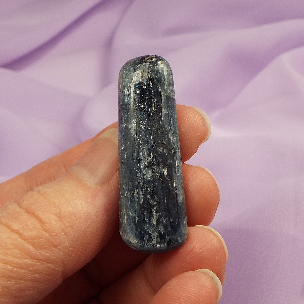 Blue Kyanite tumble stone 13.1g SN48753