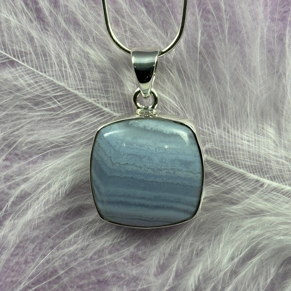 925 Silver Blue Lace Agate crystal pendant 4.6g SN55125