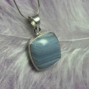 925 Silver Blue Lace Agate crystal pendant 4.6g SN55125