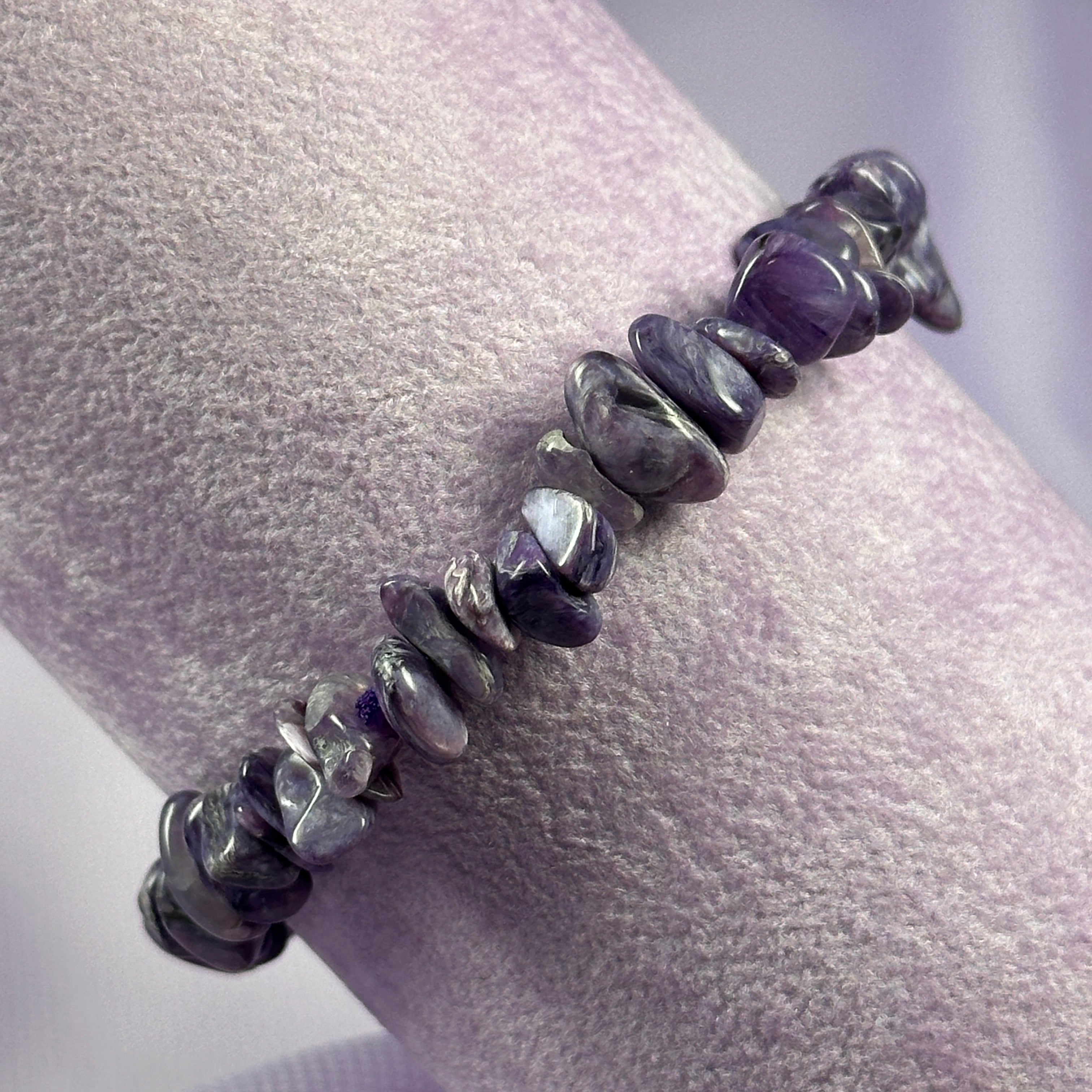 Charoite crystal chip bracelet 15.4g SN55956