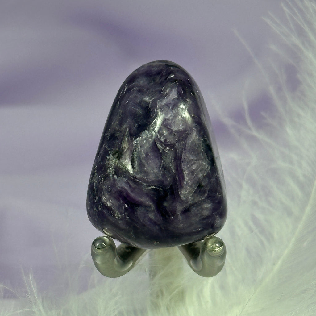 Beautiful AAA grade Charoite crystal tumble stone 20g SN53428