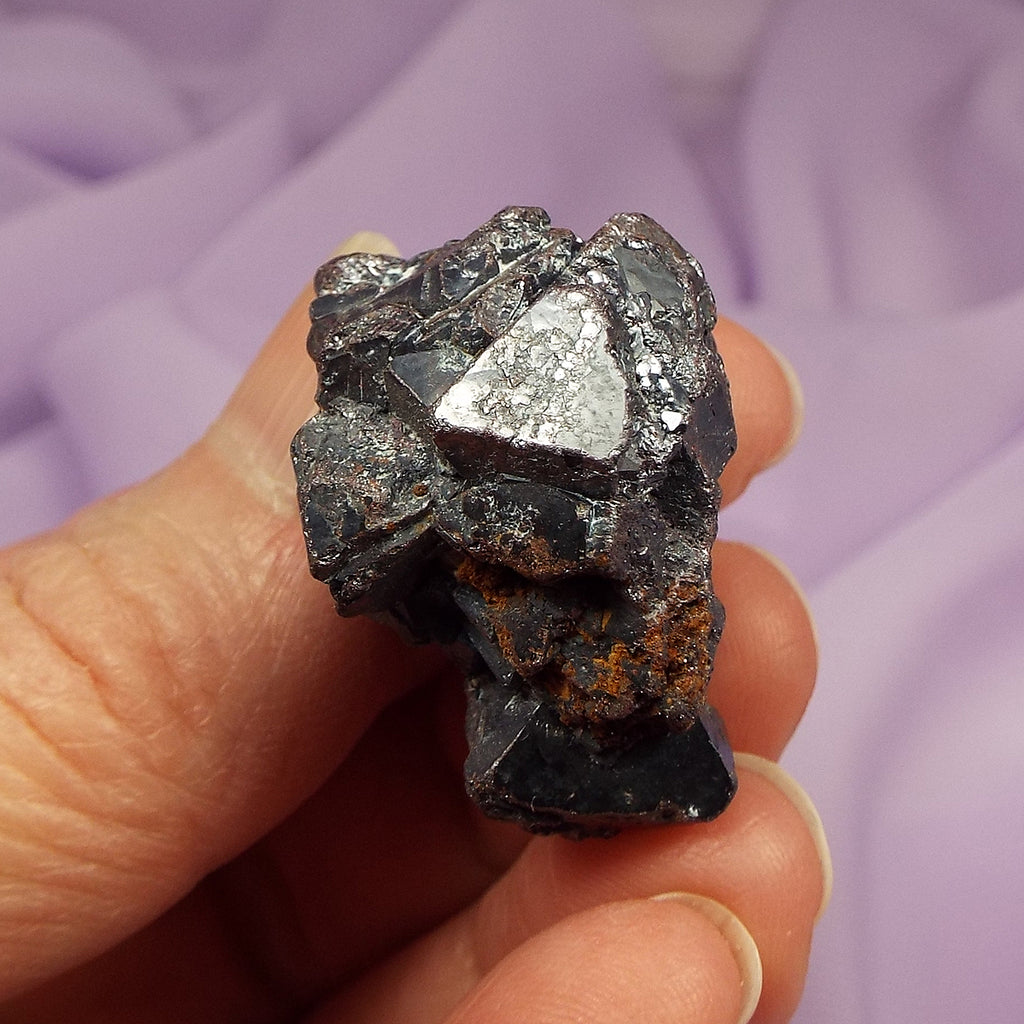 Rare cluster of octahedral Cuprite crystals 40g SN54844