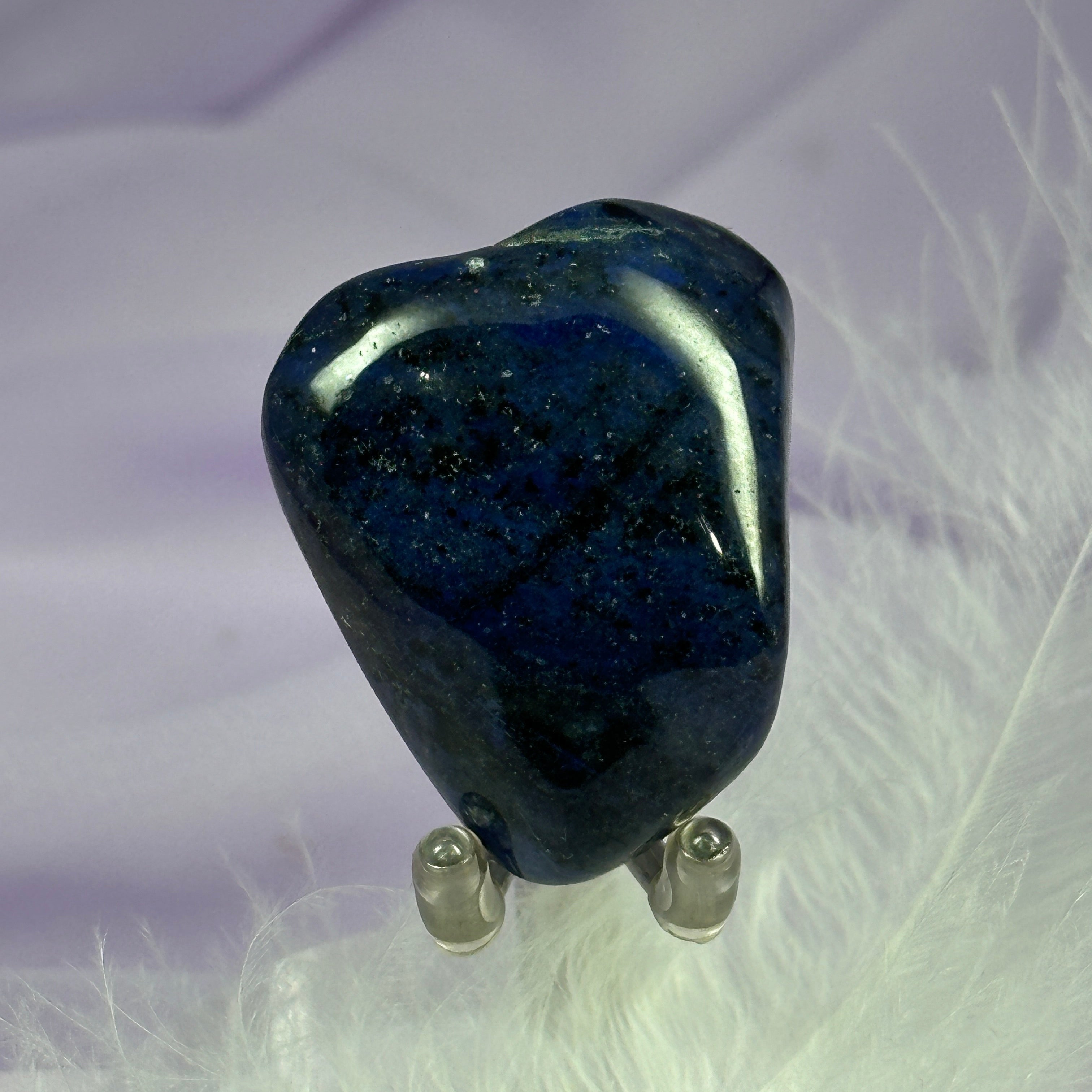 Beautiful blue Dumortierite Quartz crystal tumble stone 25g SN25140