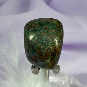 Rare jumbo size Eclogite crystal tumble stone 46g SN56033
