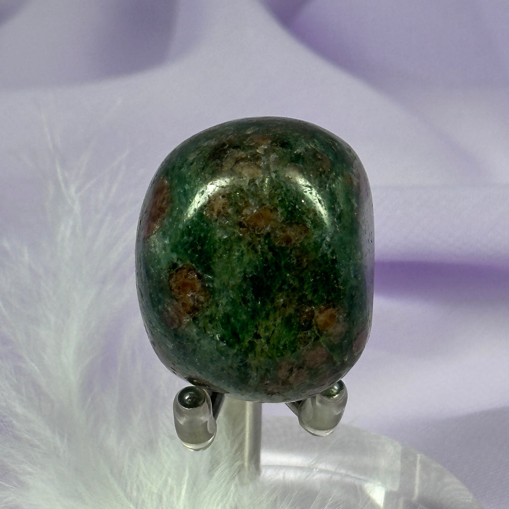 Rare jumbo size Eclogite crystal tumble stone 40g SN56036