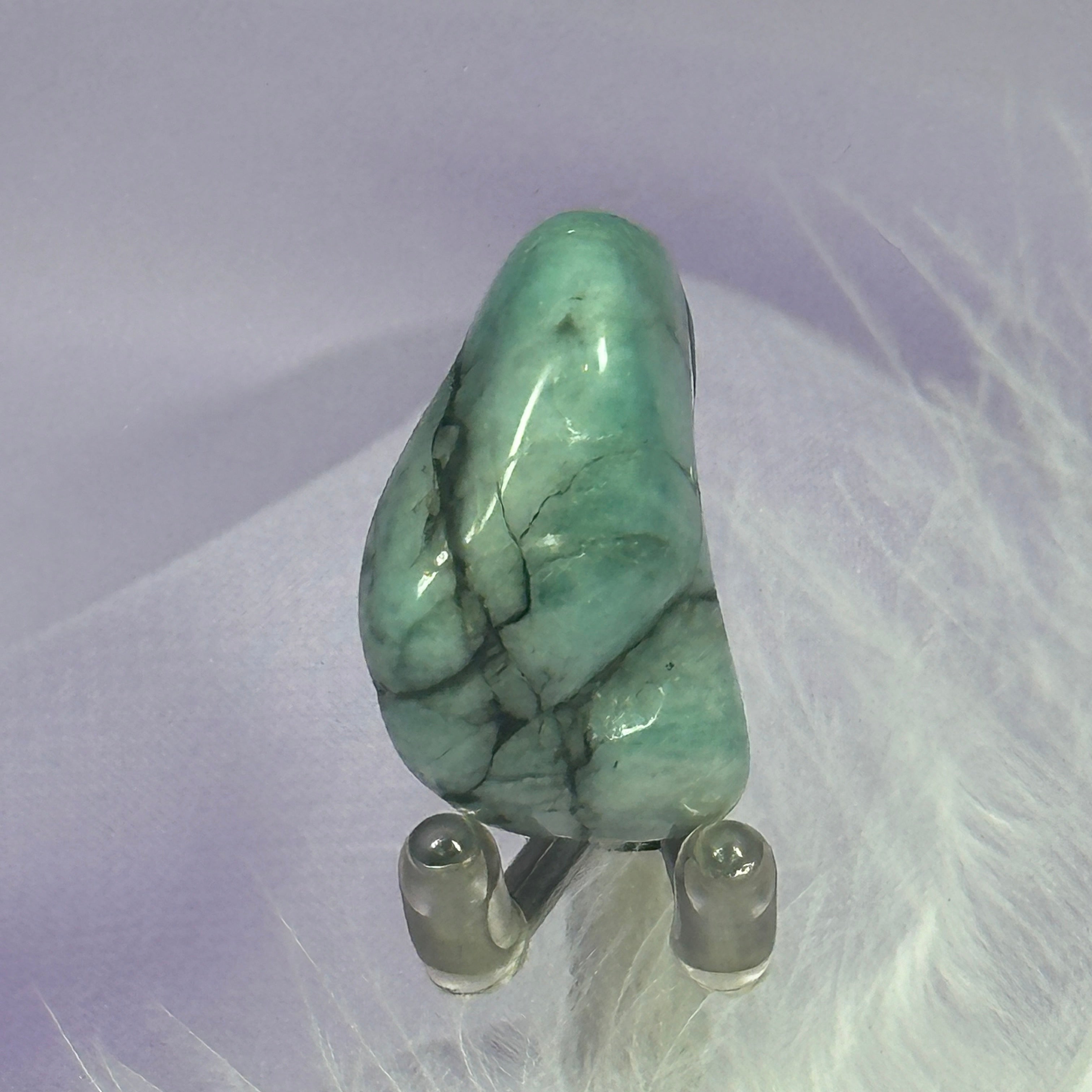 Emerald crystal tumble stone 11.4g SN50271