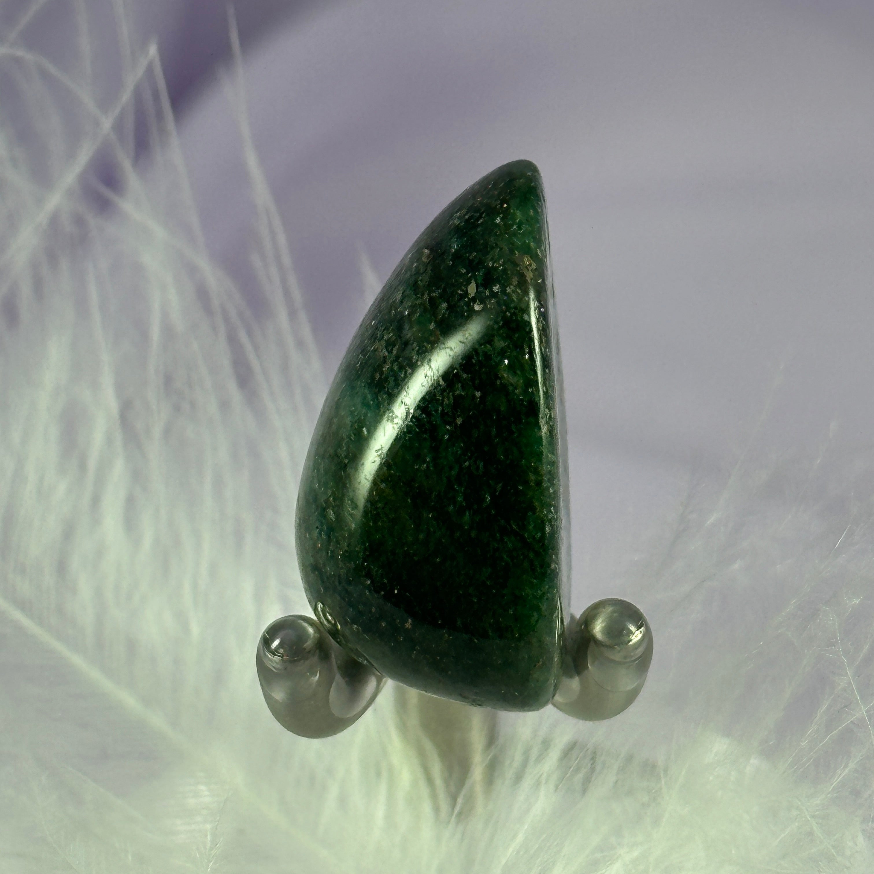 Fuchsite in Quartz tumble stone 'The Healers Stone' 12.3g SN19130