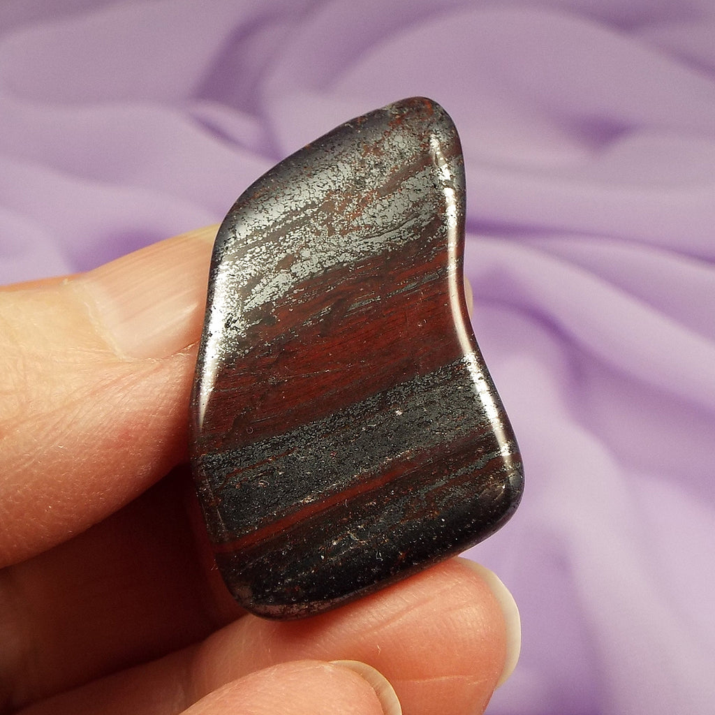 Hematite with Red Jasper tumble stone 11.0g SN54511