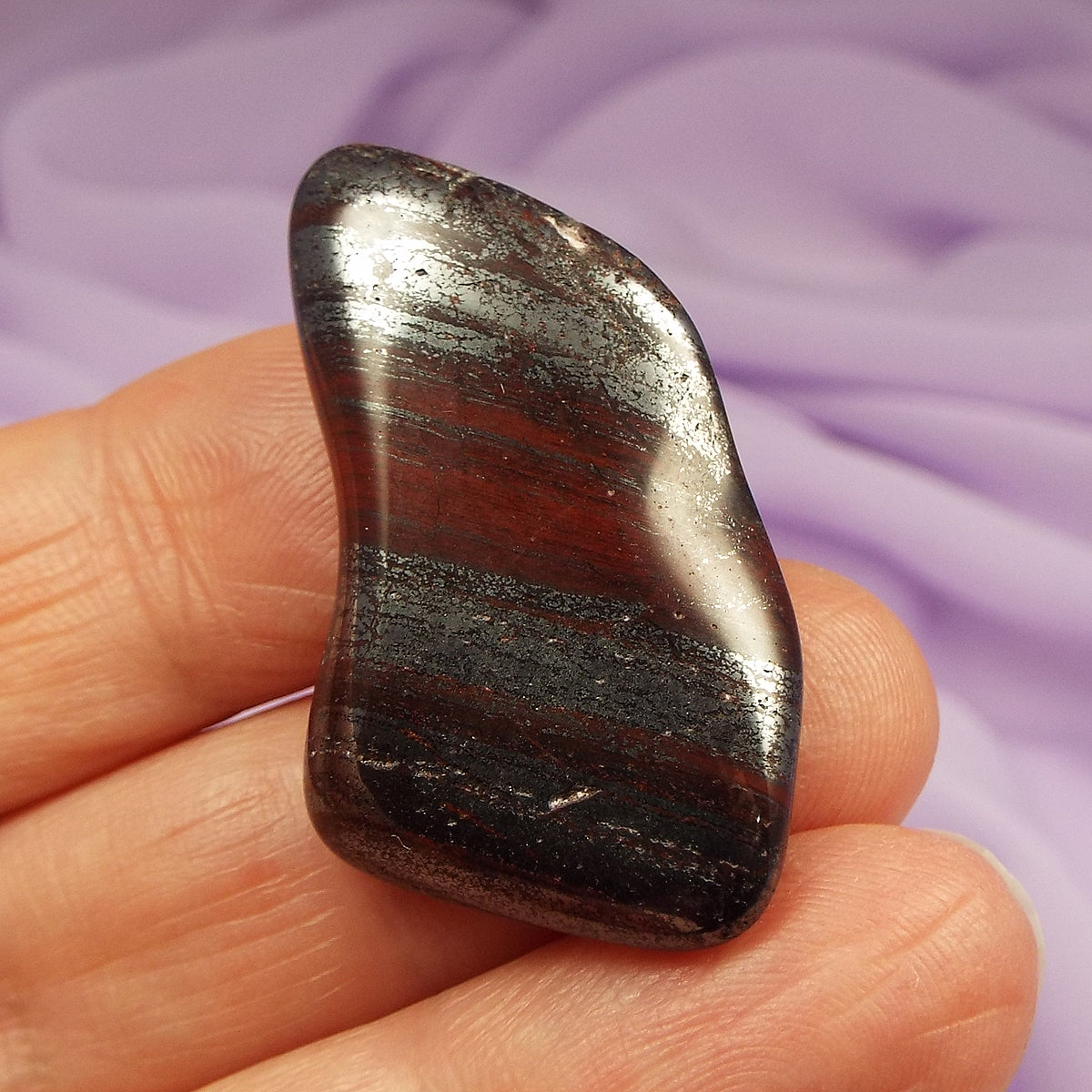 Hematite with Red Jasper tumble stone 11.0g SN54511