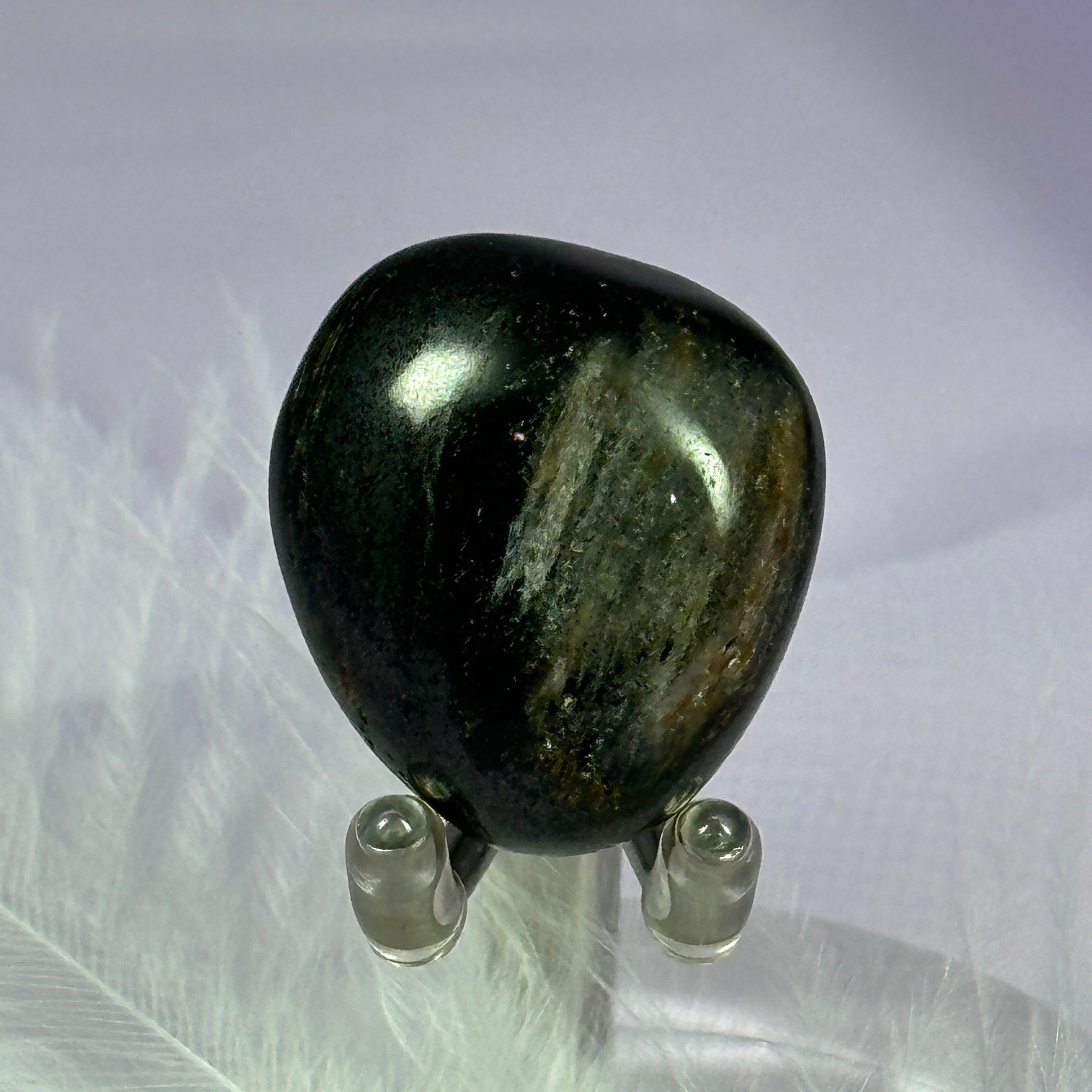 Rare ancient Isua Stone crystal tumble stone 15.9g SN55481