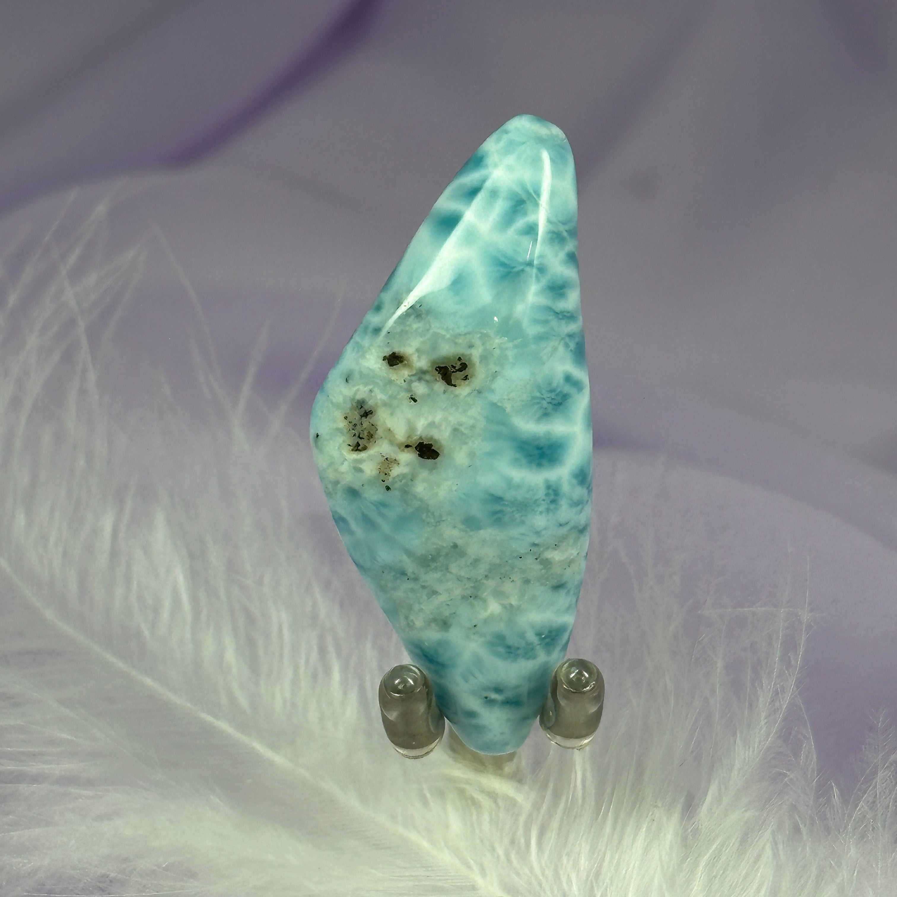 Beautiful A grade Larimar crystal tumble stone 18.1g SN49999