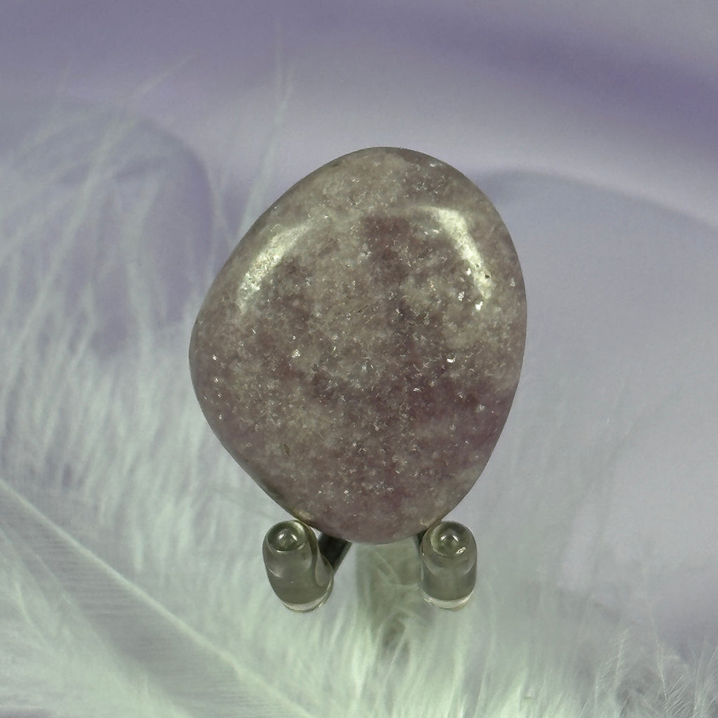 Lilac Lepidolite in Quartz crystal tumble stone 15.8g SN26241