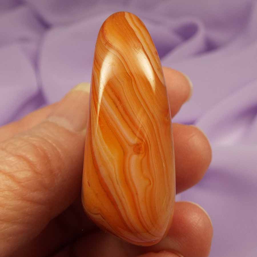 Beautiful Mad River Agate polished stone 38g SN39750