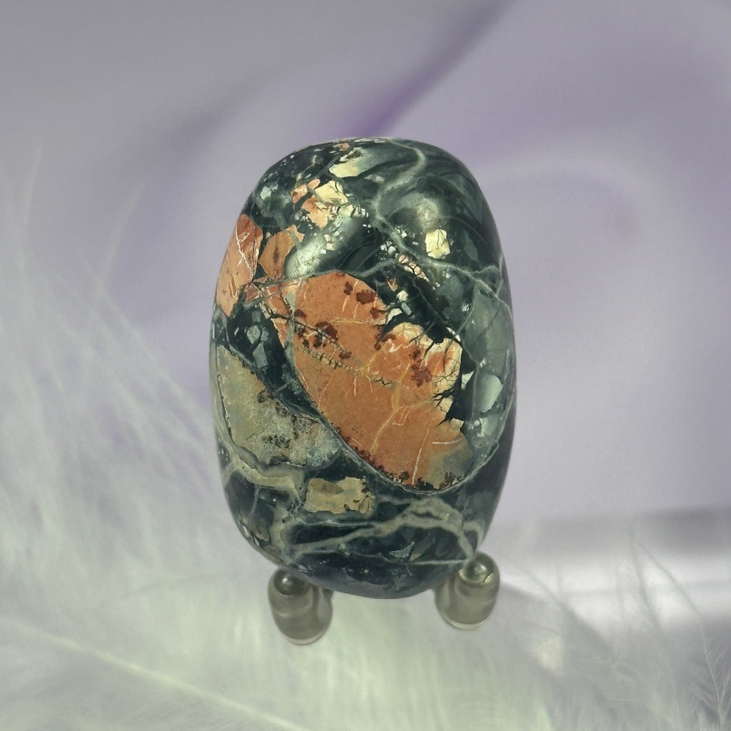 Rare large Maligano Jasper tumble stone 30g SN54700