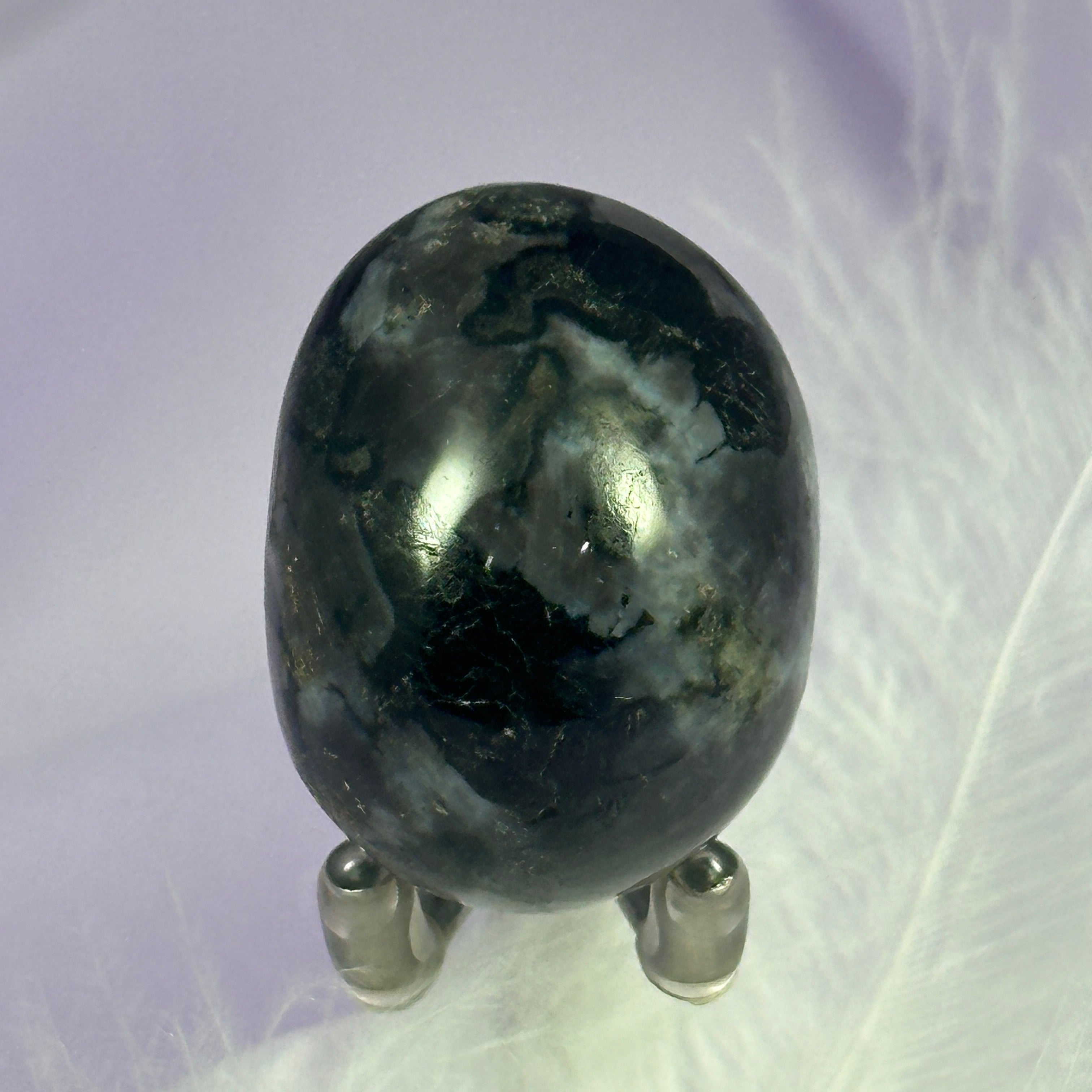 Large Mystic Merlinite crystal tumble stone 30g SN40595