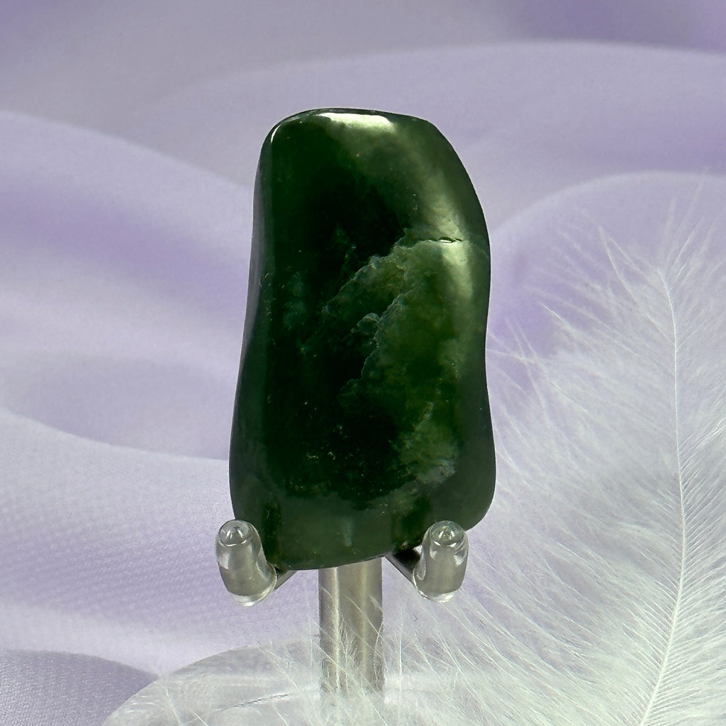 Dark green Nephrite Jade crystal tumble stone 16.3g SN37713