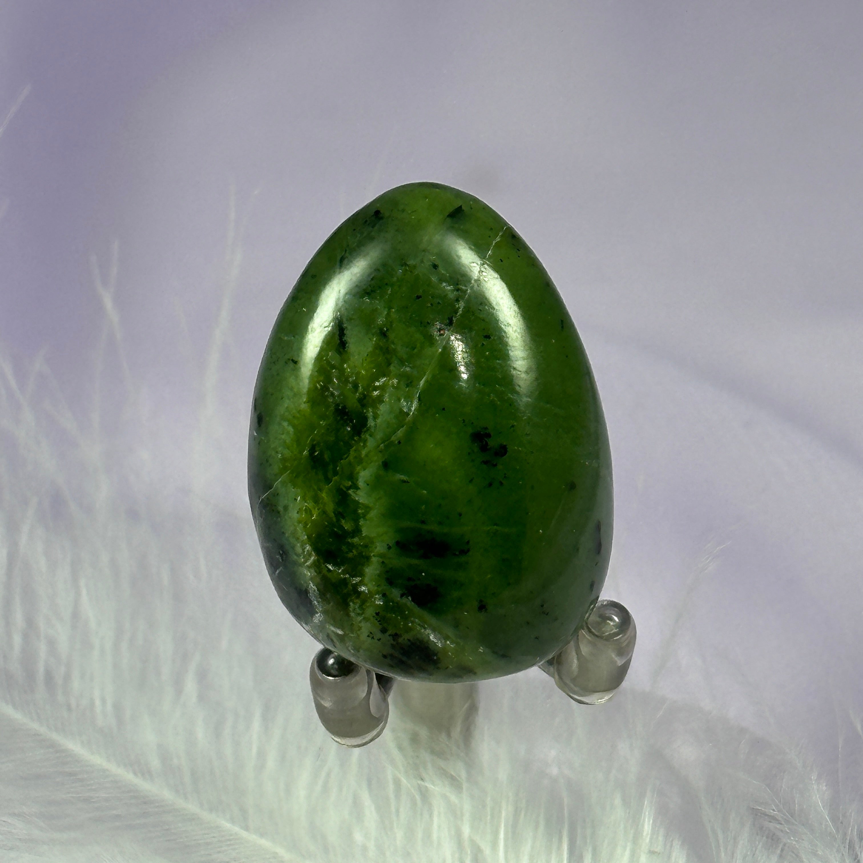 Dark green Nephrite Jade crystal tumble stone 21g SN56160