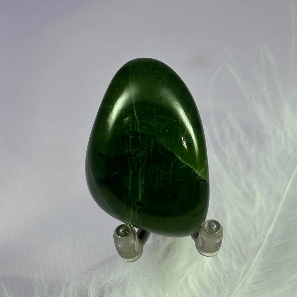 Dark green Nephrite Jade crystal tumble stone 17.9g SN56163