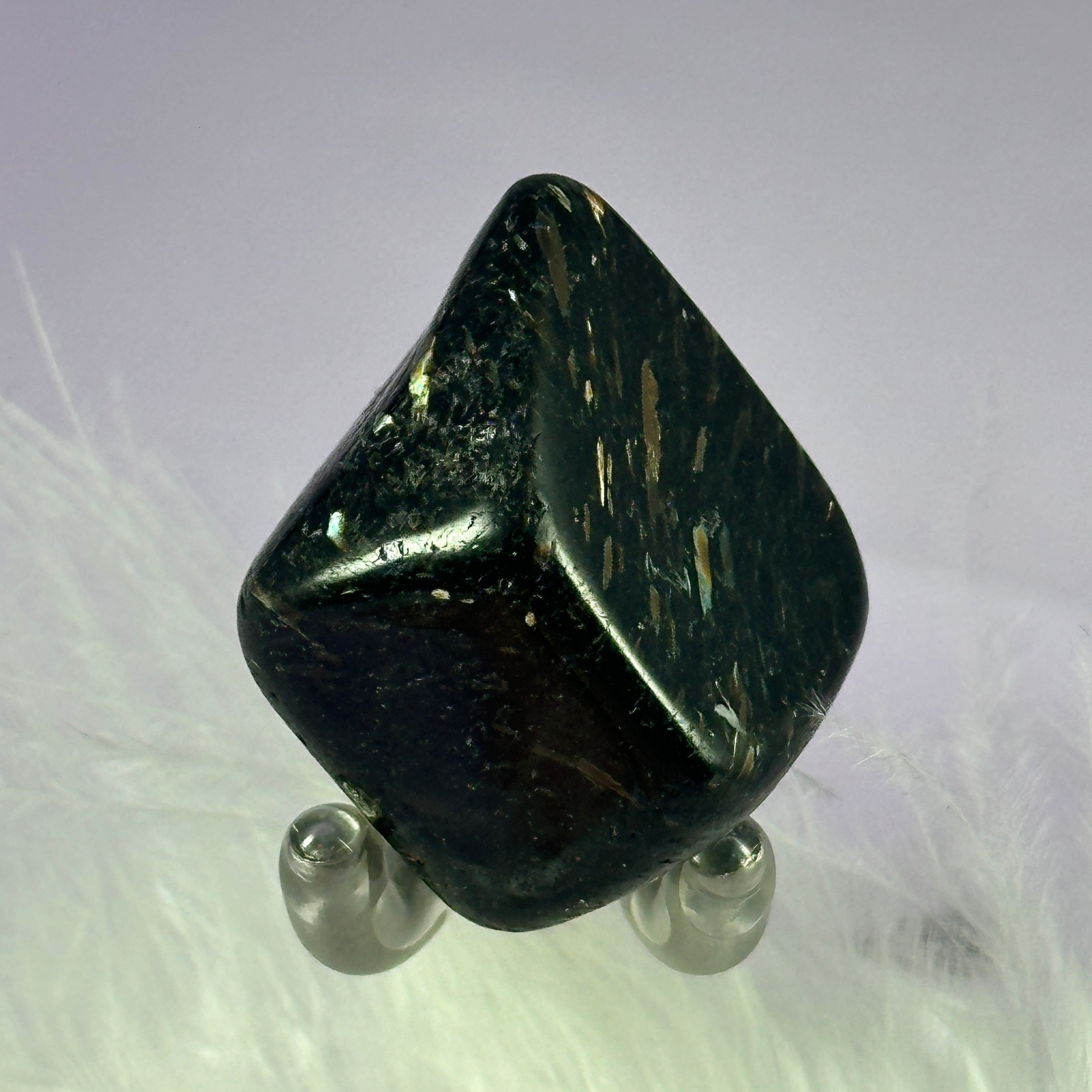 Rare Nuummite crystal tumble stone, Greenland 15.1g SN55934