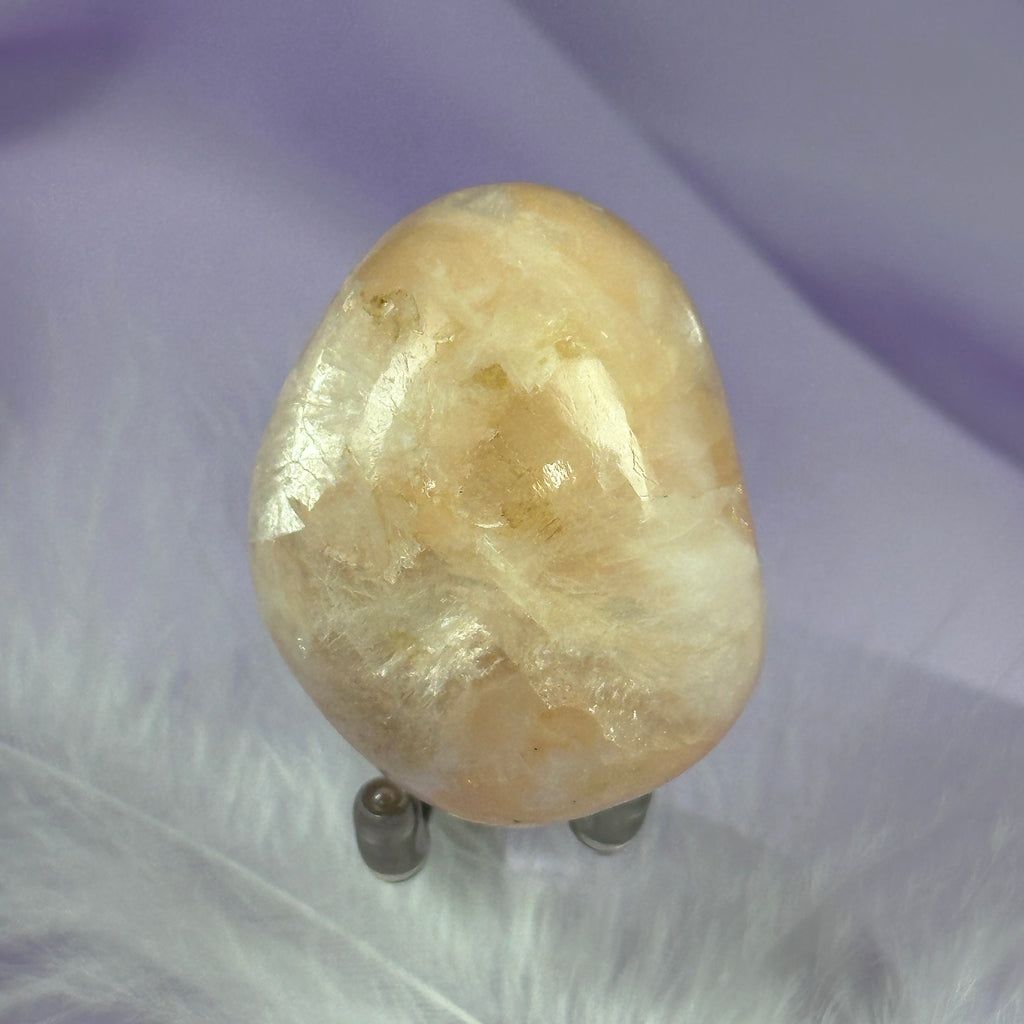 Jumbo Peach Stilbite crystal tumble stone 33g SN56152