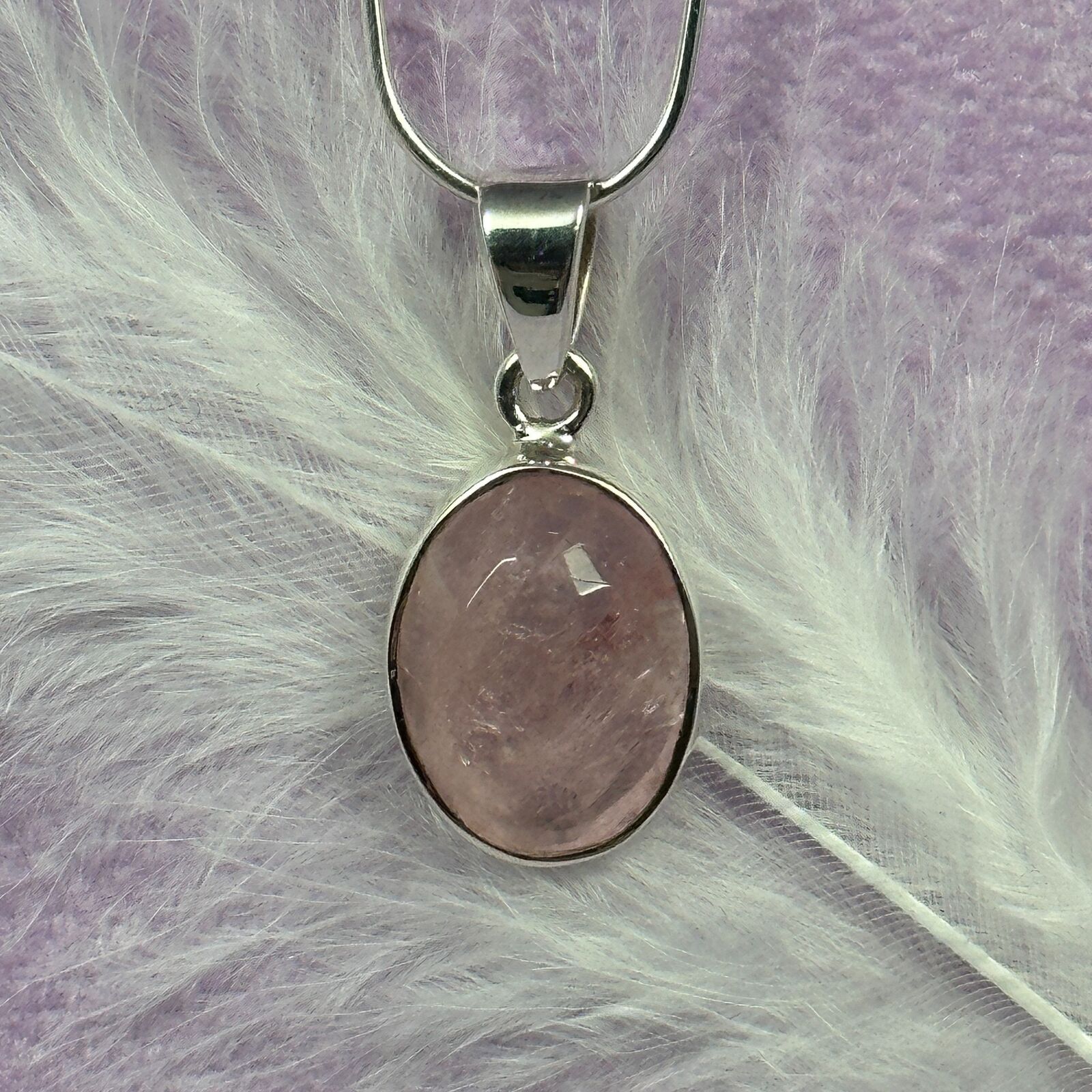 Small 925 Silver faceted Morganite crystal pendant, Pink Beryl 3.0g SN54897