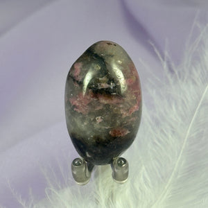 Rhodonite and Manganese in Quartz crystal tumble stone 18.2g SN54582