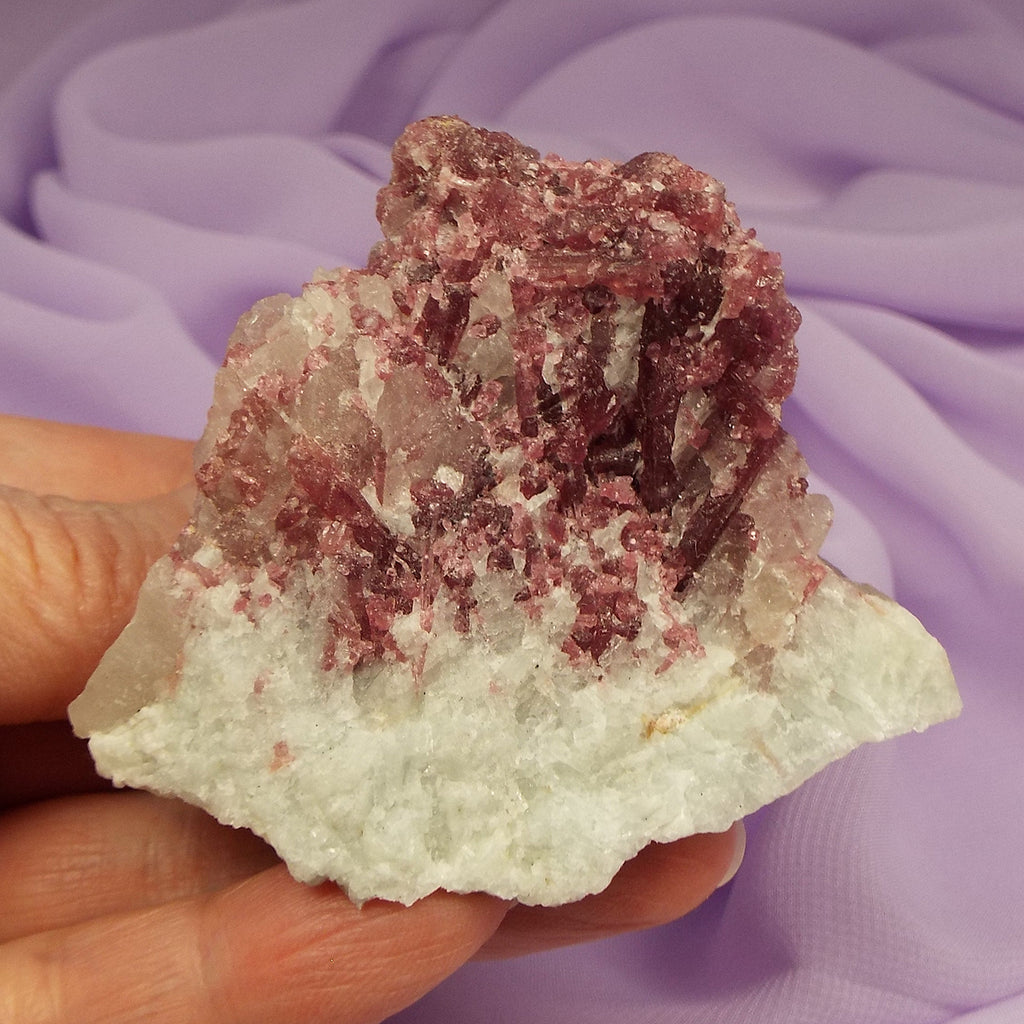 Natural piece Pink Tourmaline in Quartz 102g SN54840