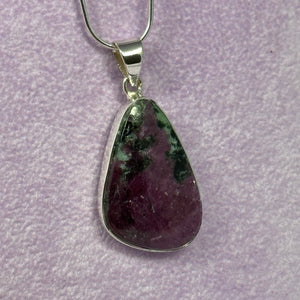 925 Silver Ruby in Zoisite crystal pendant 9.4g SN55134