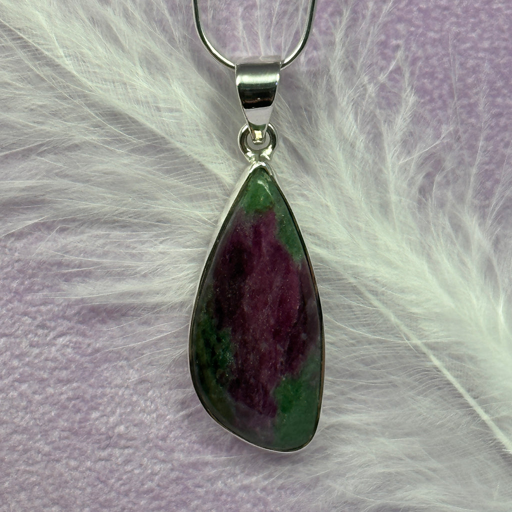 925 Silver Ruby in Zoisite crystal pendant 7.6g SN55135