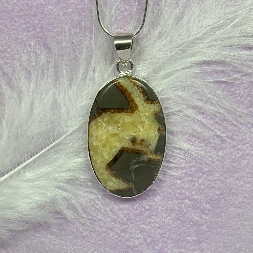925 Silver Septarian crystal pendant, Dragons Egg 6.0g SN55111