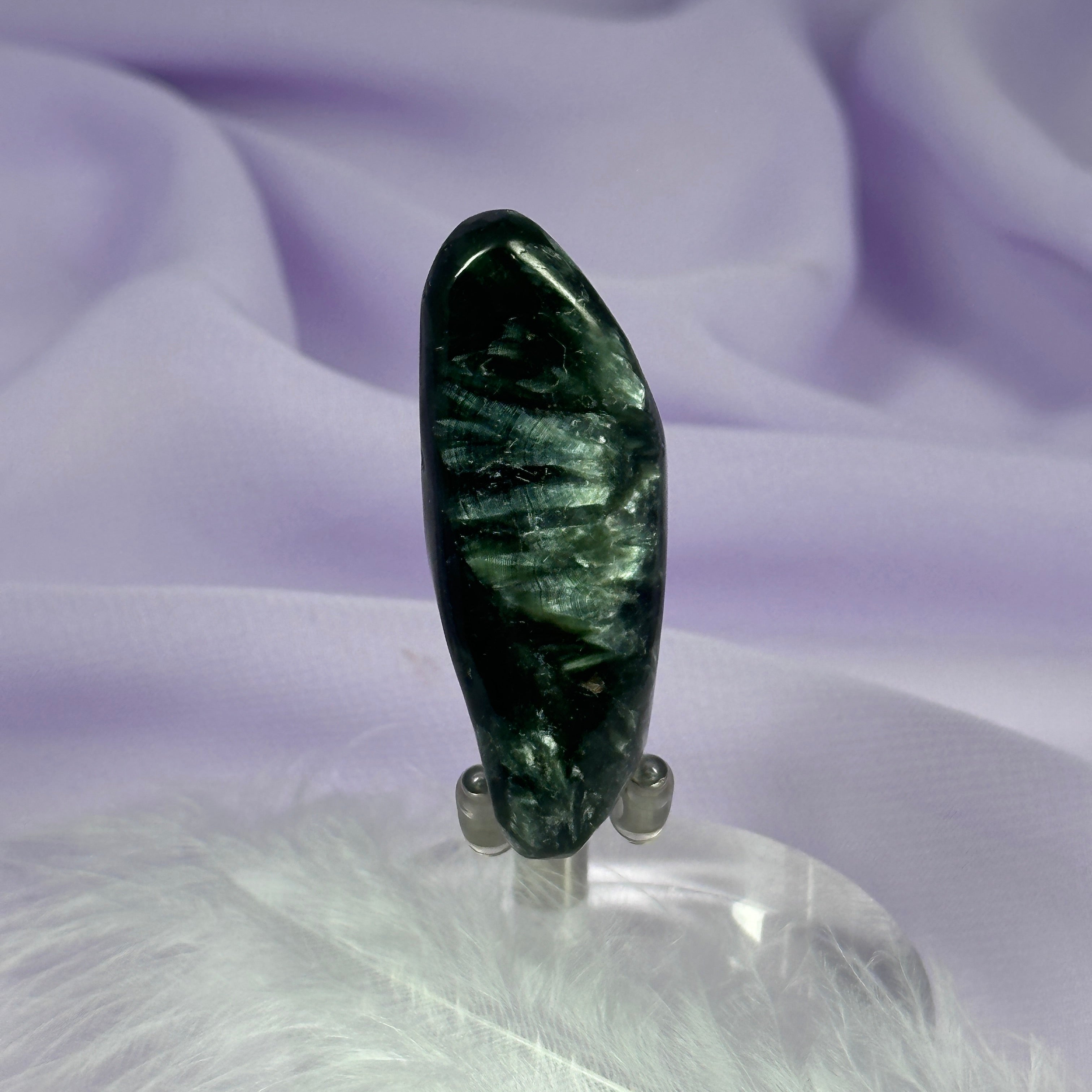 Large A grade Seraphinite crystal tumble stone 25g SN56188
