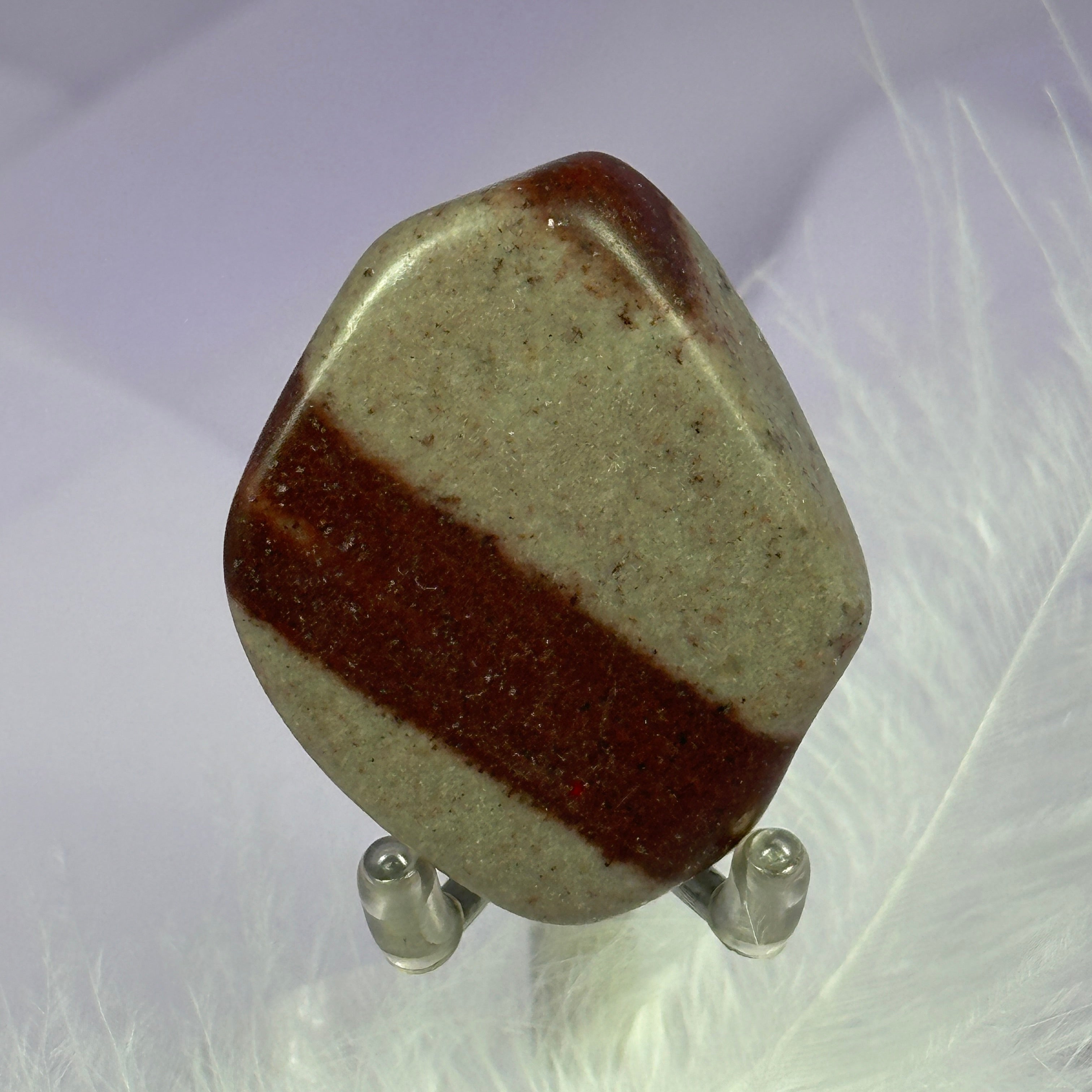 Narmedeswar Shiva Lingam Stone crystal tumble stone 17.4g SN18770