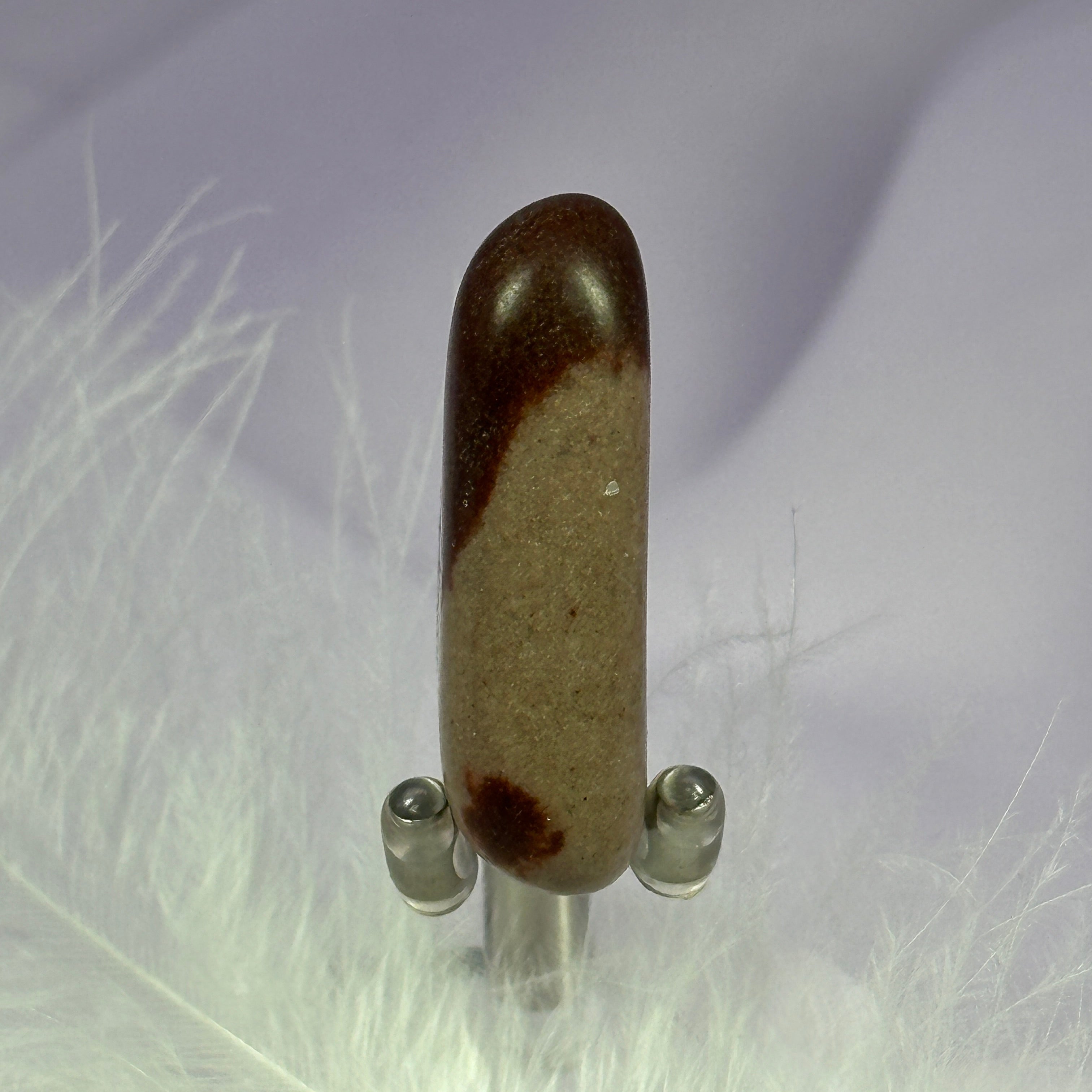 Narmedeswar Shiva Lingam Stone crystal tumble stone 15.3g SN18771