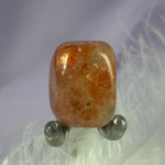 Sunstone crystal tumble stone, great flashes 10.7g SN44050