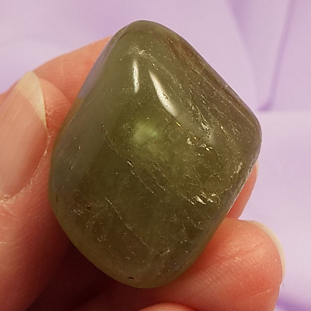 Rare Green Aquamarine tumblestone 'Overcome Emotional Shock' 14.5g SN51800