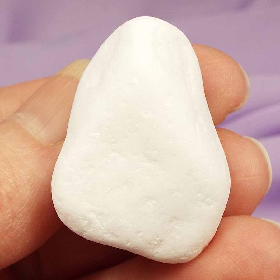 Rare pure white shimmering Angelinite tumble stone 16.1g SN53743