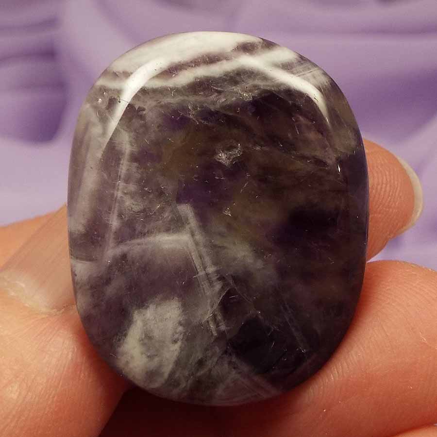 Chevron Amethyst flat stone 'Spiritual Pathfinder' 11.2g SN53572