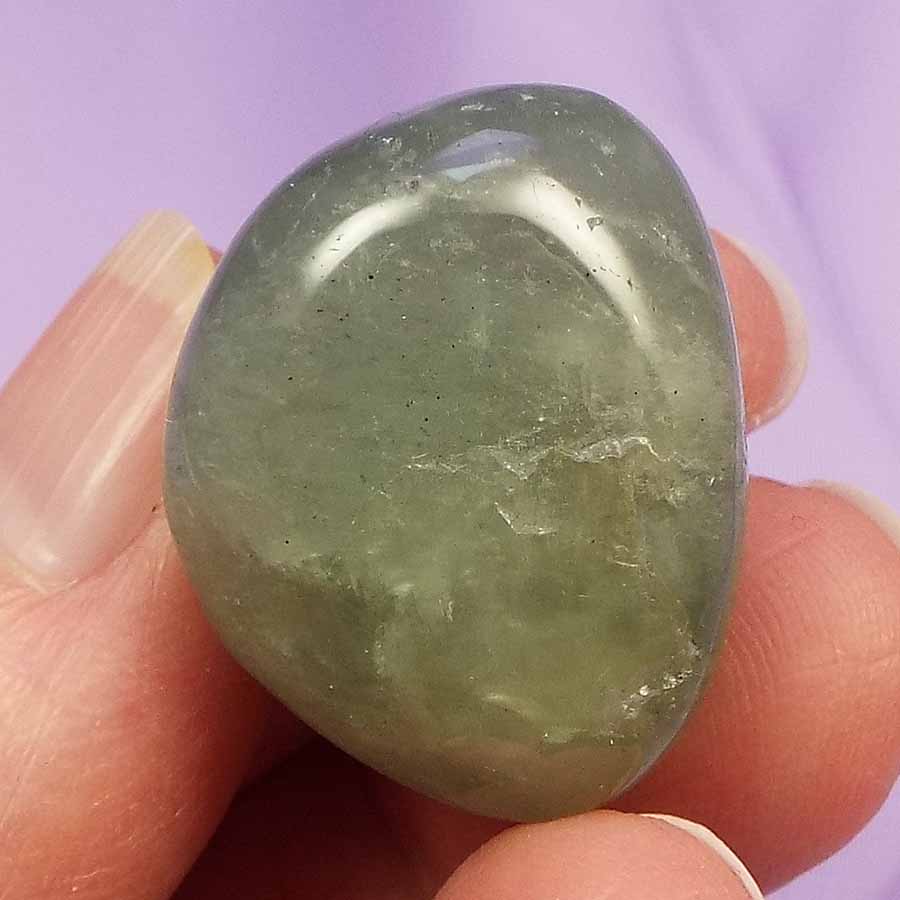 Rare Green Aquamarine tumble stone 'Overcome Emotional Shock' 12.7g SN53599