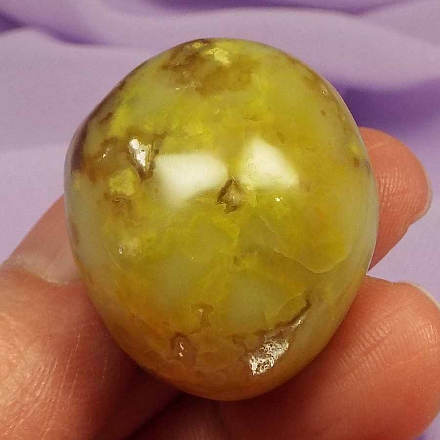 Green Opal tumblestone 'Reopen Your Heart' 23g SN47235