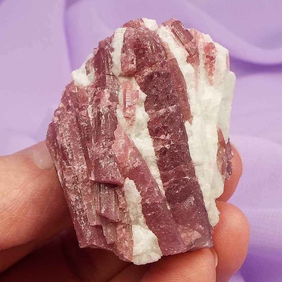Natural piece Pink Tourmaline in Quartz, Rubellite 48g SN43652