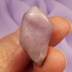 Purple/pink Thulite tumblestone, Rosaline 11.3g SN24215